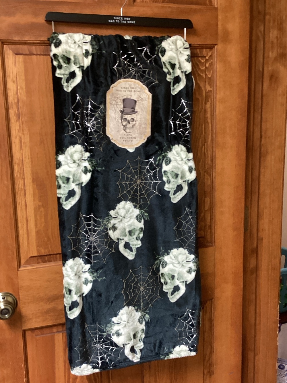Halloween Skull and Spiderwebs Plush Foil Throw 🕷️